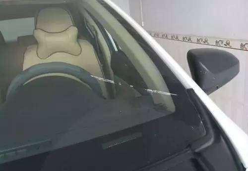 汽車玻璃 汽車玻璃
