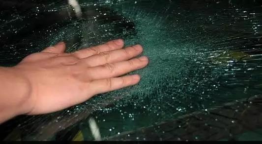 汽車玻璃 汽車玻璃